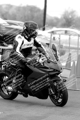media/Mar-20-2023-Moto Forza (Mon) [[d0bbc59e78]]/Around the Pits/